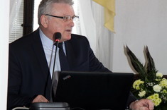 [VIDEO, FOTO] Rektor PRz uhonorowany złotym medalem Akademii Polskiego Sukcesu