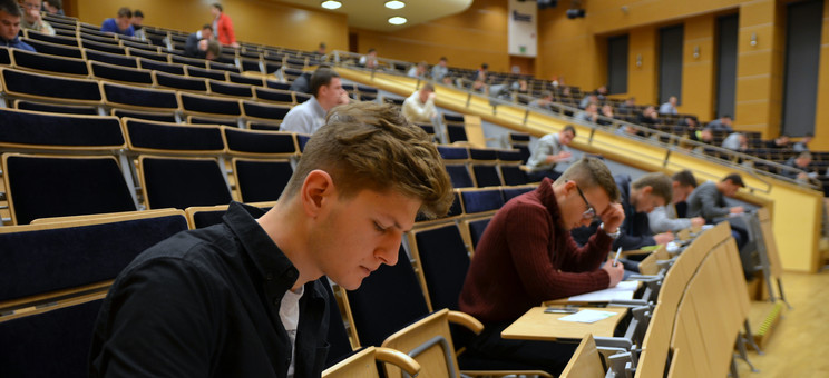 [FOTO] Rektor PRz otworzył XLIII Olimpiadę Wiedzy Technicznej