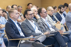 Goście i uczestnicy konferencji CZT Aeronet DL oraz Forum Współpracy Nauka-Gospodarka